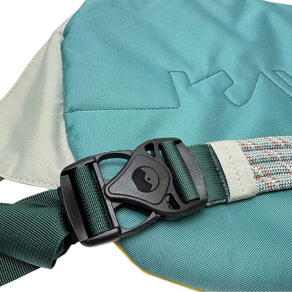 Kavu Backpack Rope Sling Dynamic Color-block Bag Rare Green Bay Packers Backpack - Picture 6 of 6